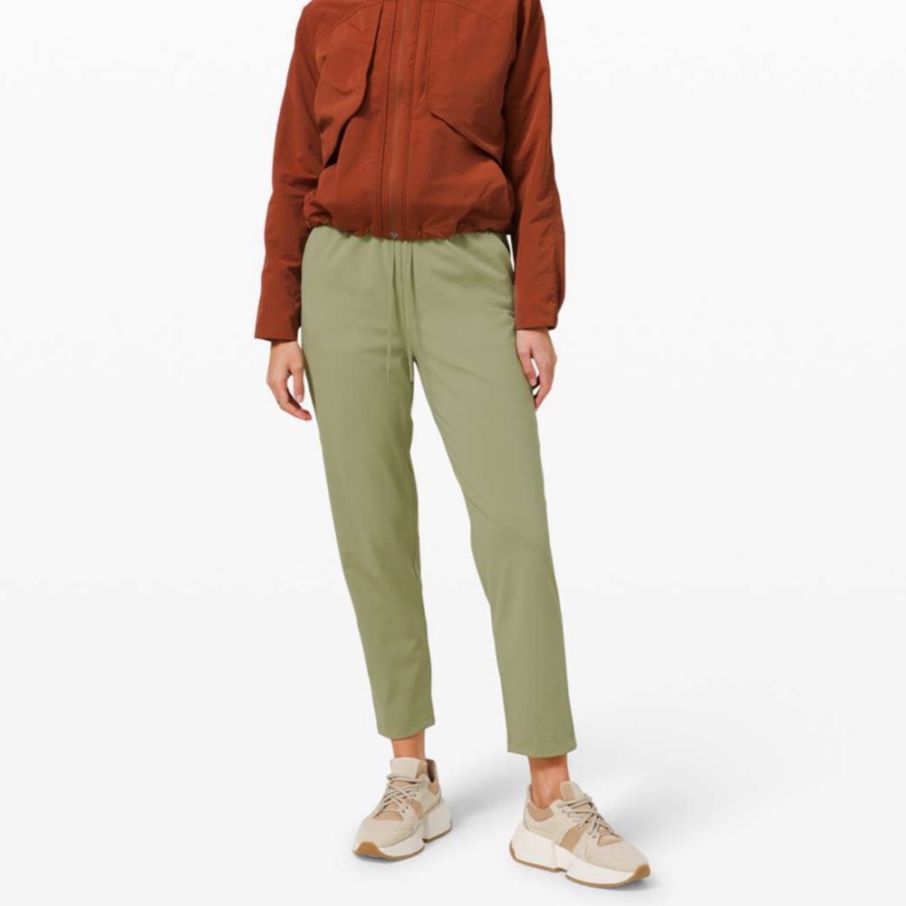 Lululemon Keep Moving Pant 7/8 High-Rise Rosemary Green